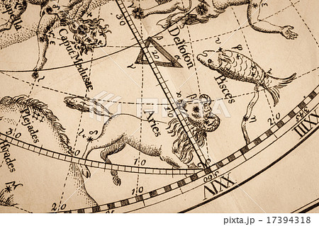アンティークの天体図 17394318