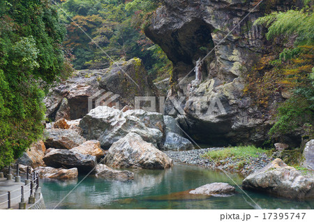 中津渓谷七福神の毘沙門天 17395747
