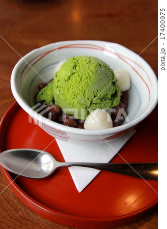 抹茶アイスの白玉入りクリームぜんざい 抹茶アイスの白玉入りクリームぜんざい 17400975