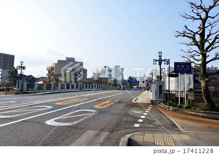 金沢市　浅野川大橋 17411228