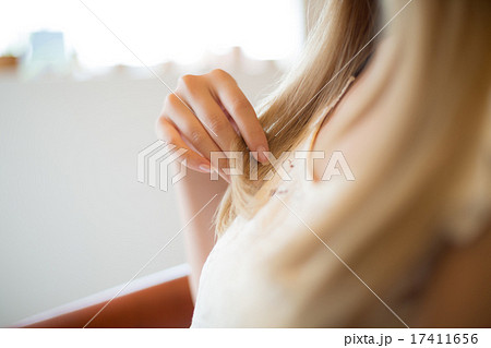 beauty parlor 17411656