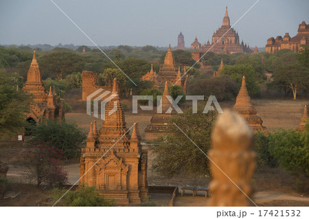 ASIA MYANMAR BAGAN TEMPLE PAGODA LANDSCAPE 17421532