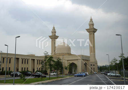Tengku Ampuan Jemaah Mosque in Selangor, Malaysia 17423017