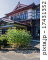 旧明倫小学校本館正面玄関（ヒマワリ風景） 17431352