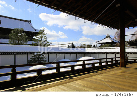 雪の東福寺 17431367
