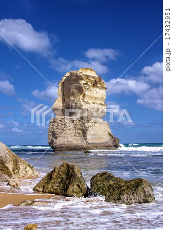 12 apostles 12 apostles 17432951