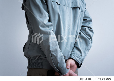 作業服の男性 17434309