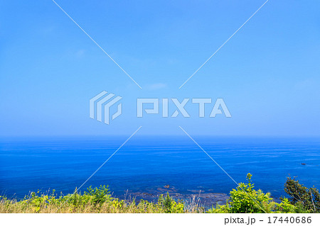 夏の能登半島　奥能登の海岸 17440686