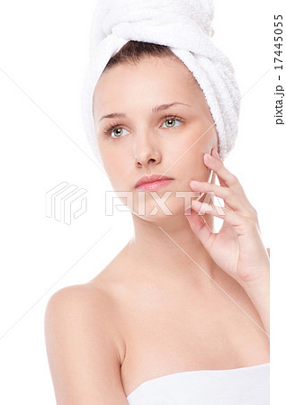Portrait of young woman with perfect skin Portrait of young woman with perfect skin 17445055
