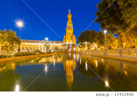 espana Plaza in Seville 17451930