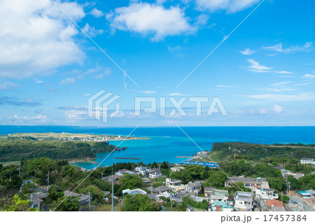 沖縄県 宮城島 シヌグ堂バンタからの眺め 沖縄県 宮城島 シヌグ堂バンタからの眺め 17457384