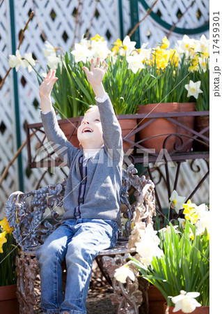 kid in the park kid in the park 17459301