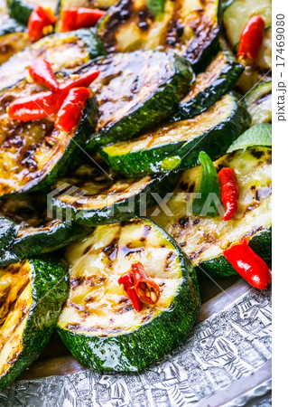 Zucchini. Grilled zucchini. Slices of grilled zucc 17469080