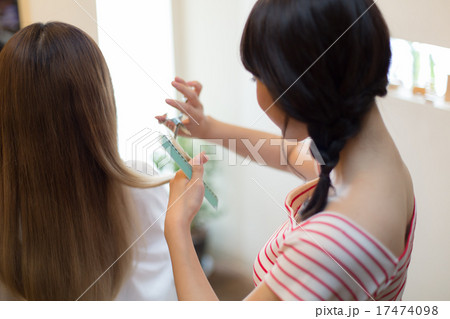 beauty parlor 17474098