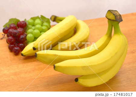 バナナ 17481017