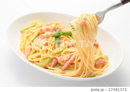 カルボナーラ 17481372