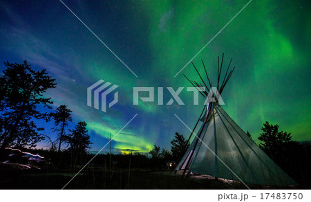 オーロラ 17483750