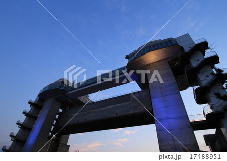 夕方のびゅうお 17488951