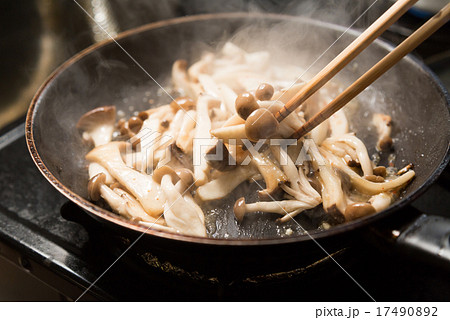 キノコソテー キノコソテー 17490892