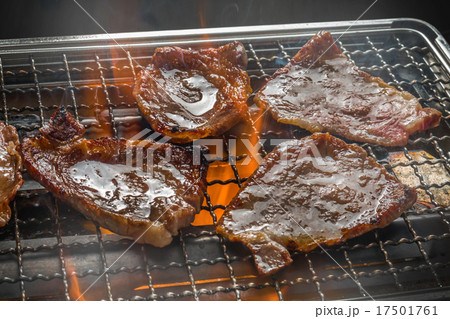 和牛のグリル　 Grill of the high-quality Japanese beef 17501761