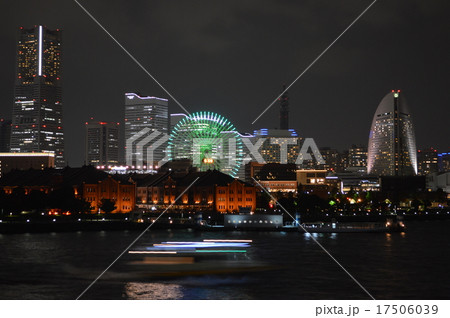 横浜港の夜景 横浜港の夜景 17506039