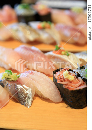 おいしい鮨盛り合わせ おいしい鮨盛り合わせ 17506751