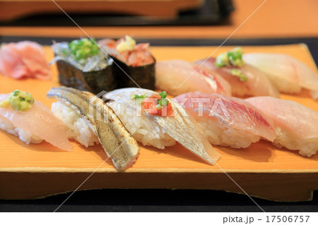 おいしい鮨盛り合わせ おいしい鮨盛り合わせ 17506757