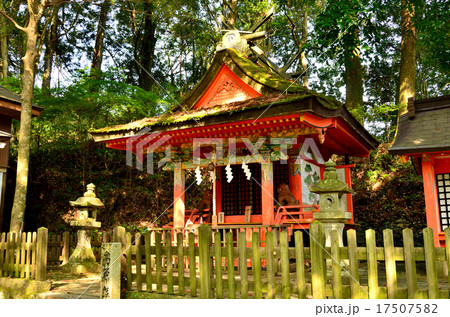 熊野古道:中辺路の高原熊野神社 熊野古道:中辺路の高原熊野神社 17507582