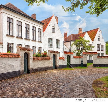 Bruges historical pitched roofs of Begijnhof Bruges historical pitched roofs of Begijnhof 17510390