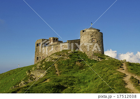 Old castle on the mountain Old castle on the mountain 17512038