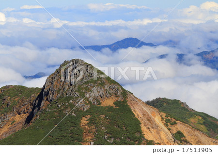 乗鞍岳から望む烏帽子岳 乗鞍岳から望む烏帽子岳 17513905