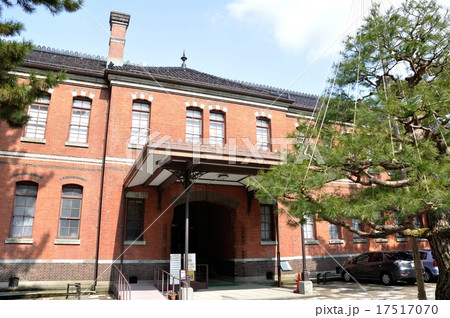 石川県金沢市 石川四高記念館正面エントランス 石川県金沢市 石川四高記念館正面エントランス 17517070