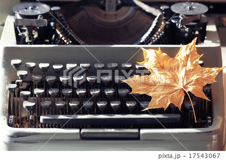 vintage printing machine 17543067