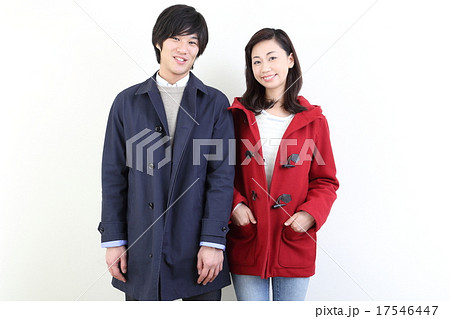 仲良しカップル（冬・コート） 17546447