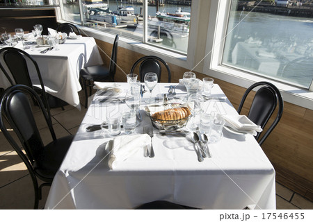 アメリカ　カリフォルニア　レストラン 17546455