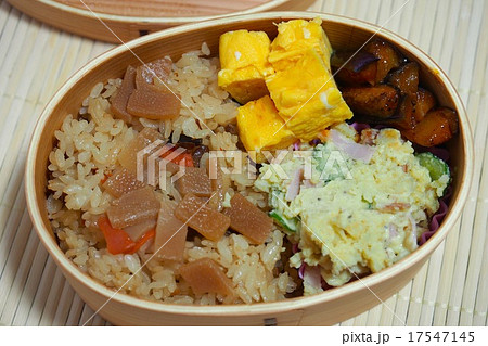 炊き込みご飯弁当 炊き込みご飯弁当 17547145