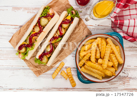Hot dogs 17547726