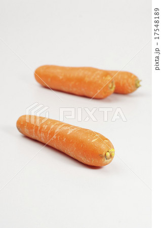 Fresh Carrots 17548189