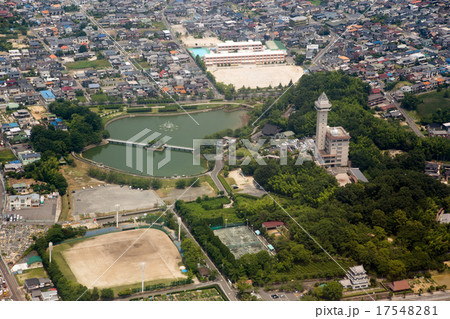 愛知県尾張旭市の城山公園付近を空撮 17548281