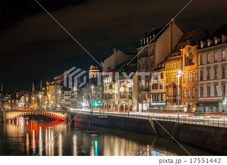 Ill river in Strasbourg - Alsace, France Ill river in Strasbourg - Alsace, France 17551442