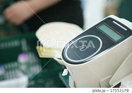 支払い・端末 17552179
