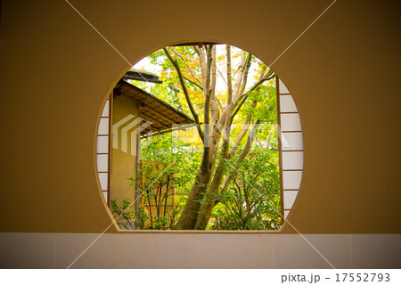 円窓 17552793