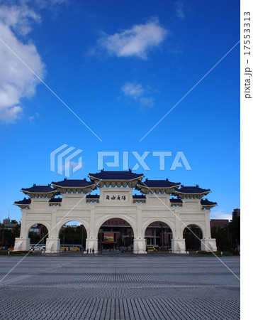 大中至正門(縦:下位置) 大中至正門(縦:下位置) 17553313