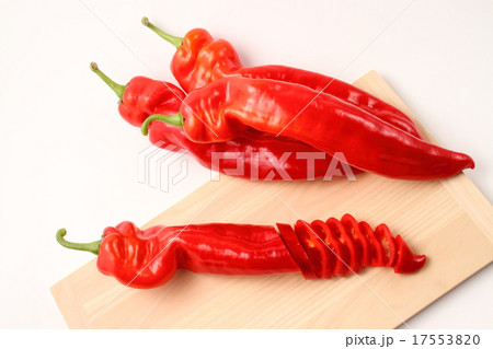赤ピーマン 赤ピーマン 17553820