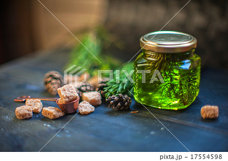 Fir tree bump jam  17554598