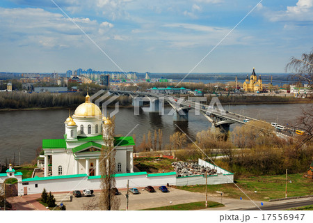 View of Nizhny Novgorod. Kanavinsky bridge. 17556947