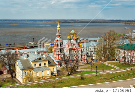 View Stroganov church in Nizhny Novgorod 17556961