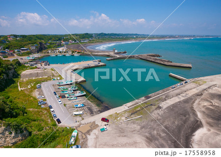 オリンピックサーフィン会場釣ヶ崎海岸付近を空撮の写真素材