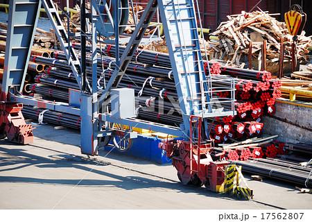 Port warehouse with cranes and cargo Port warehouse with cranes and cargo 17562807