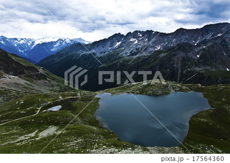 Lake alps, natural colorful tone Lake alps, natural colorful tone 17564360
